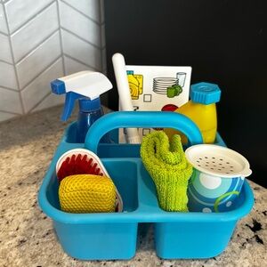 Melissa & Doug Aqua Cleaning Caddy